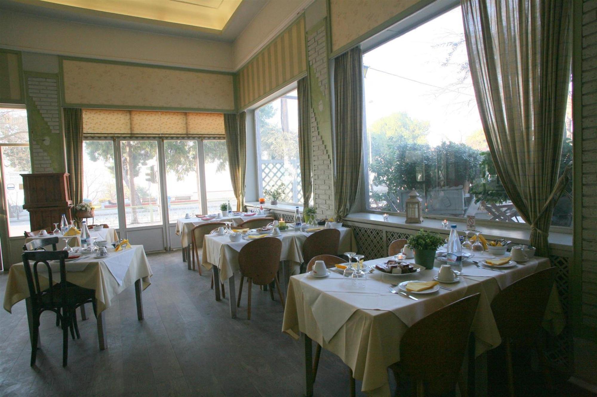 Oceanis Hotel Thessaloníki Luaran gambar